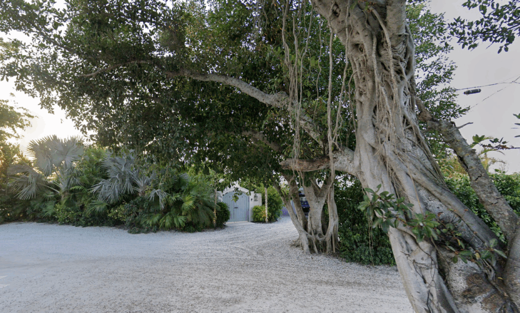Street view of Tucker Carlson's Boca Grande home.