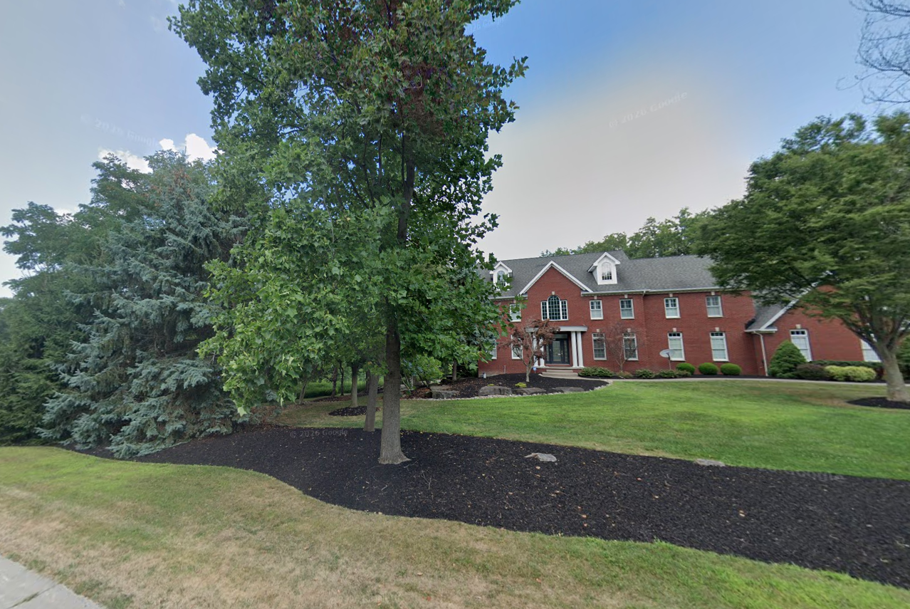 A streetview angle of Von Miller's Orchard Park, NY home.