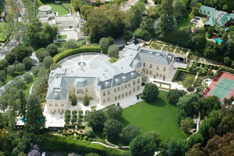 Ex-Google CEO Eric Schmidt Buys Spelling Manor For $110 Million