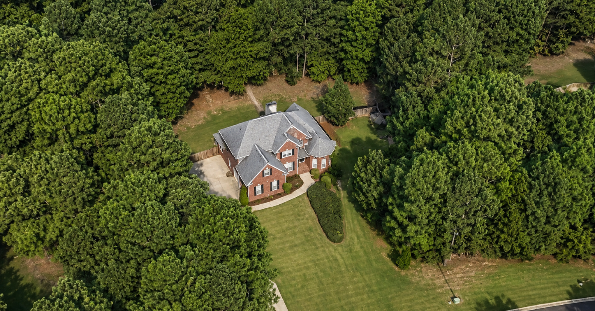 Aerial view of Snoop Dog's Douglasville home.
