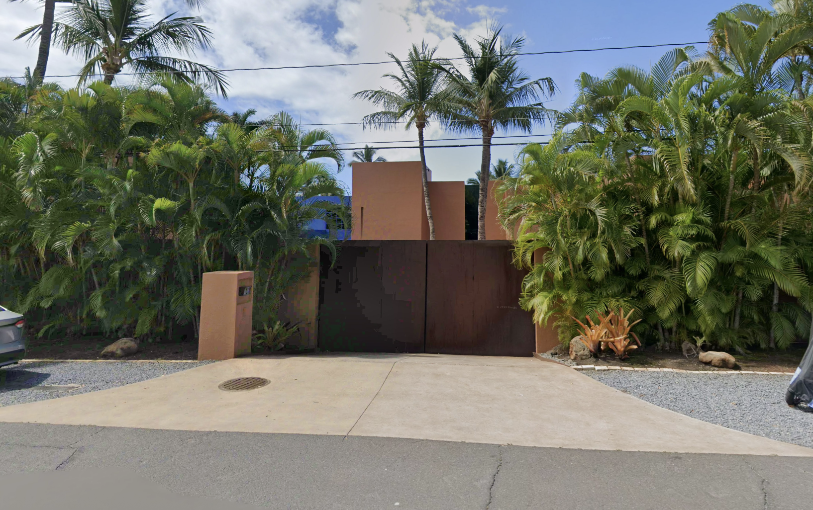 Street view of Barret Swatek's Maui estate sold at auction.