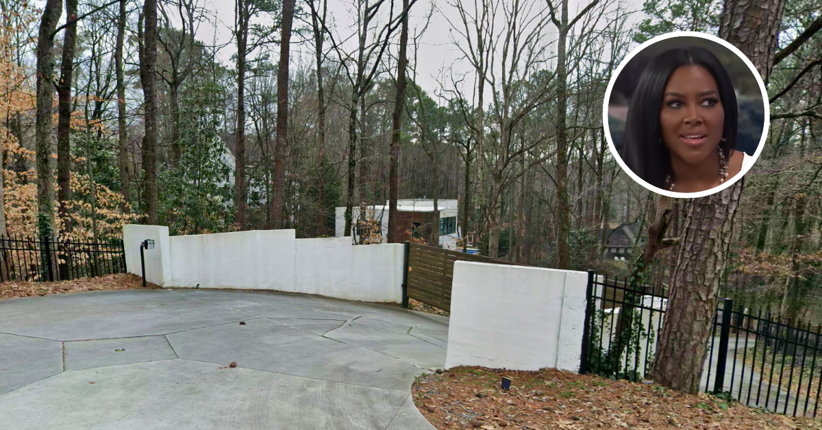 Street view of Kenya Moore’s Atlanta Home