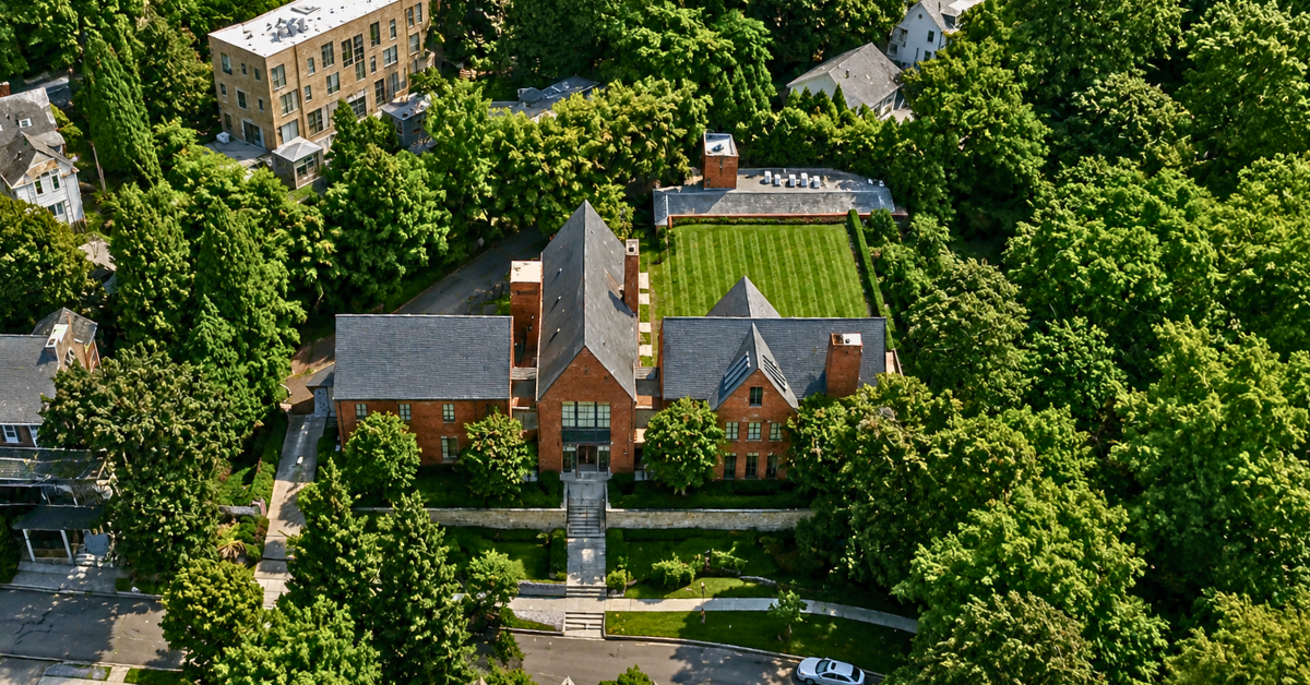 Aerial view of Mark Zuckerberg's Washington D.C. mansion.