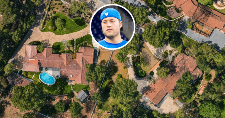 Aerial view of Entrance to Matthew Stafford's former Hidden Hills homes.