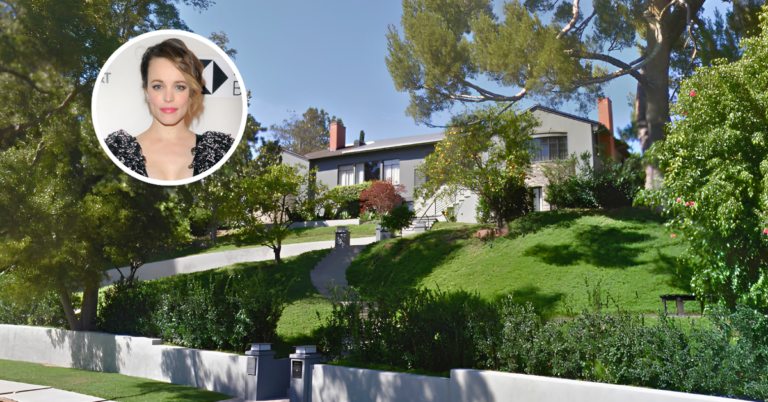 Street view of Rachel McAdams house.