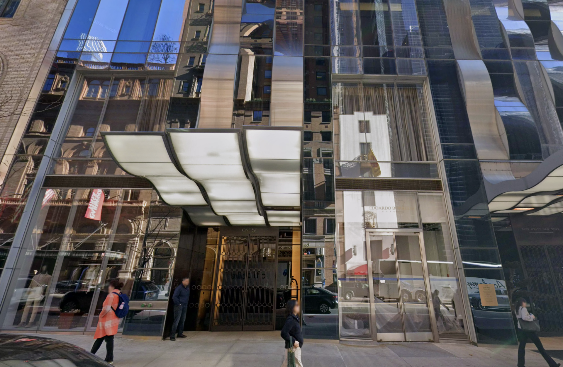 Street view of Robert Herjavec's New York Condo.