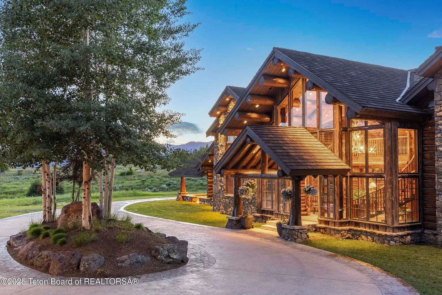 pharma-exec-behind-mounjaro-lists-his-117-acre-wyoming-ranch-for-40