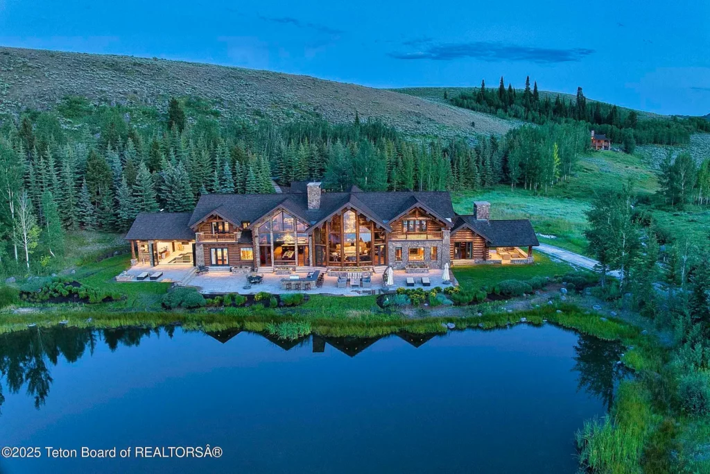 pharma-exec-behind-mounjaro-lists-his-117-acre-wyoming-ranch-for-40