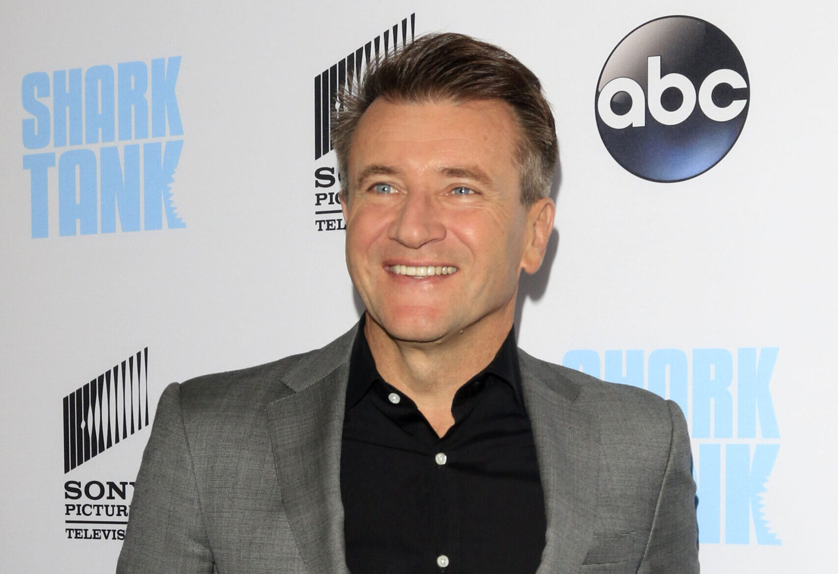 Robert Herjavec Buys $22.5 Million Condo on New York's Billionaires' Row