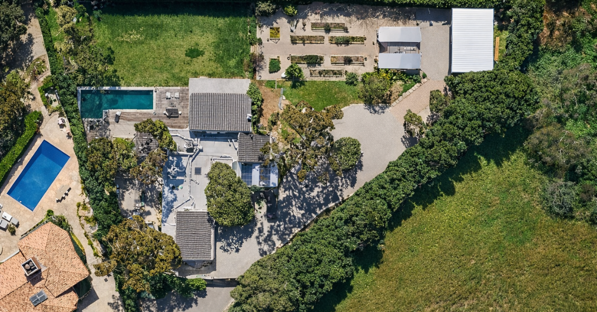 Aerial view of Shannen Doherty’s Malibu house.