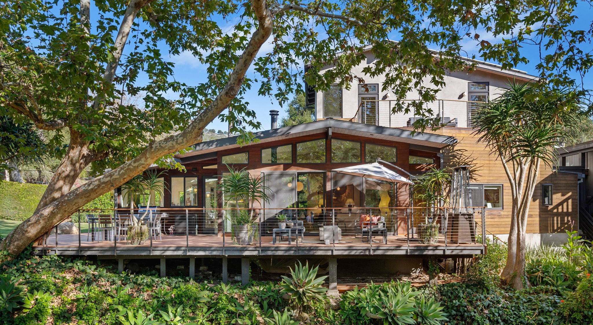 Rear view of Jane Russell's former Montecito home