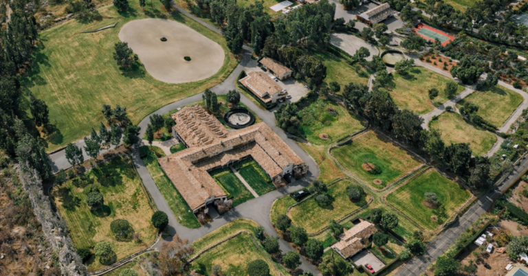 Estate Built by Levi Strauss Heirs Lists for $85 Million In Rancho Santa Fe