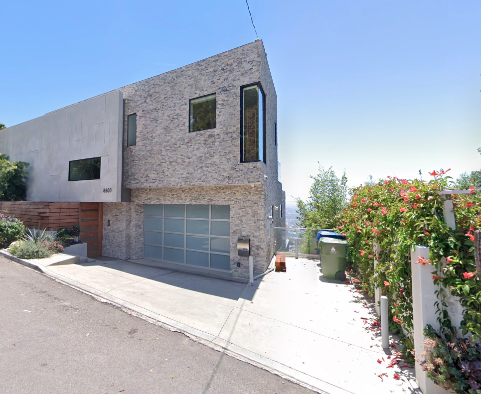 Street view of E.L. James LA home.