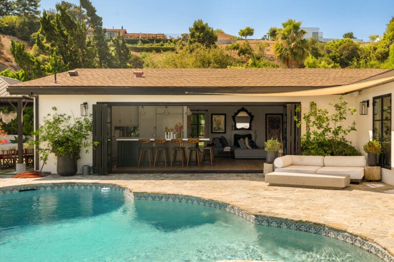 Backyard pool of Maria Bello’s LA Home