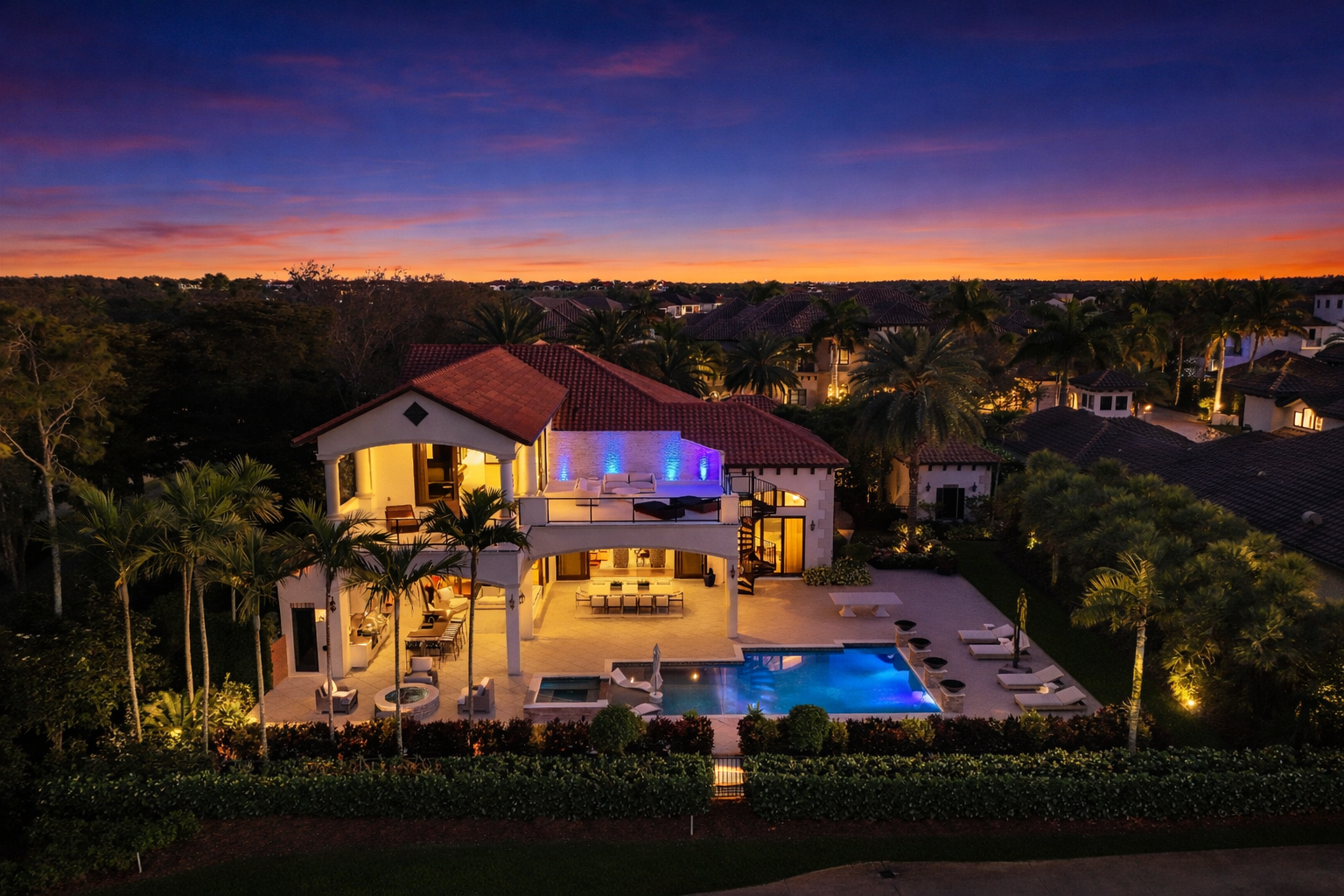 Fuzzy Zoeller's Former Florida Estate backyard.