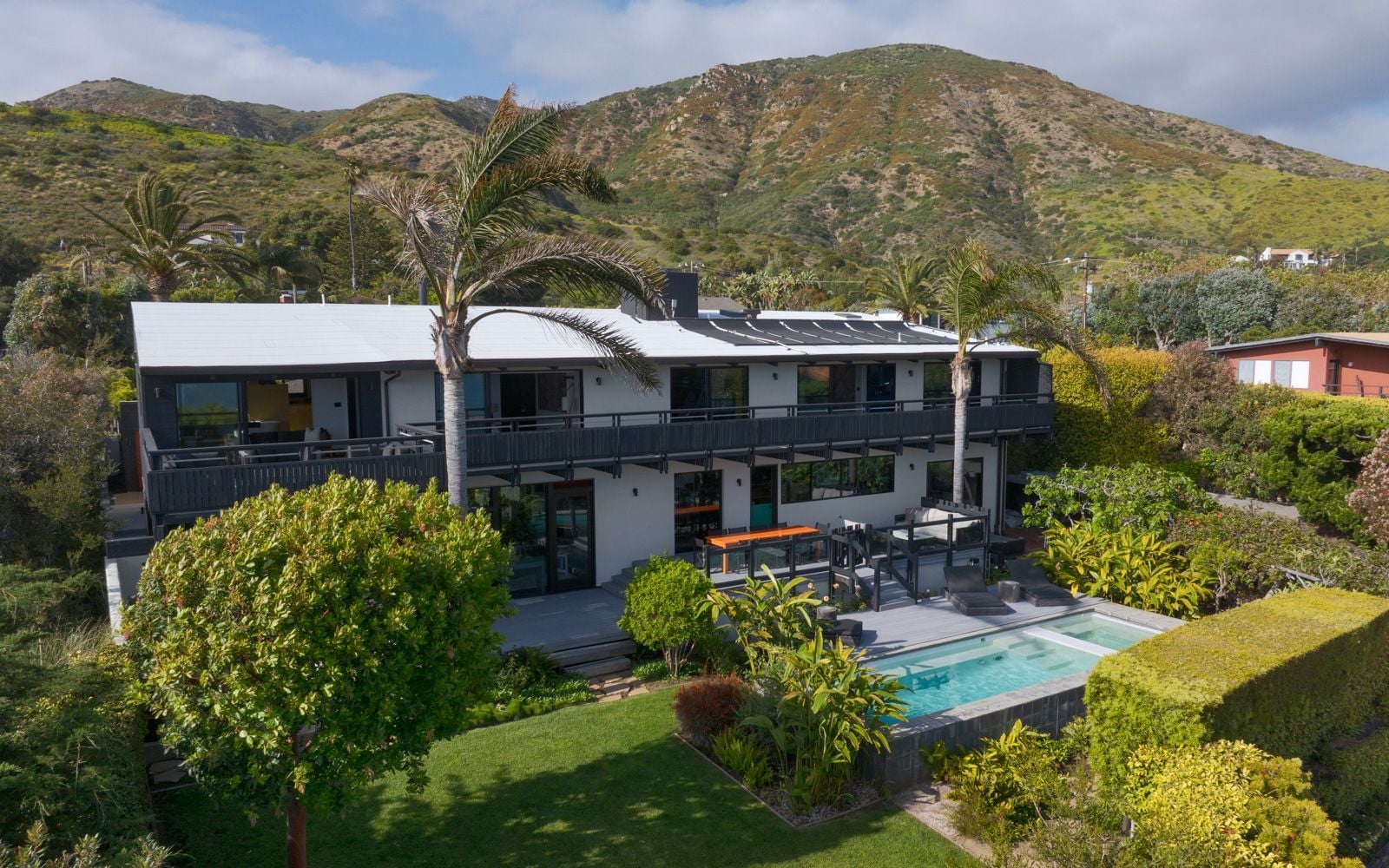 Backyard view of Orlando Bloom's Malibu home.