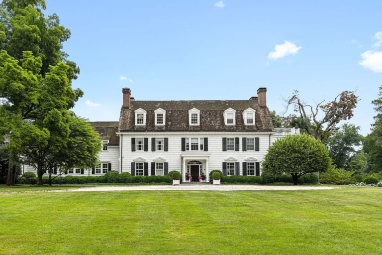 Front exterior of Kenneth Cole's New York Estate.