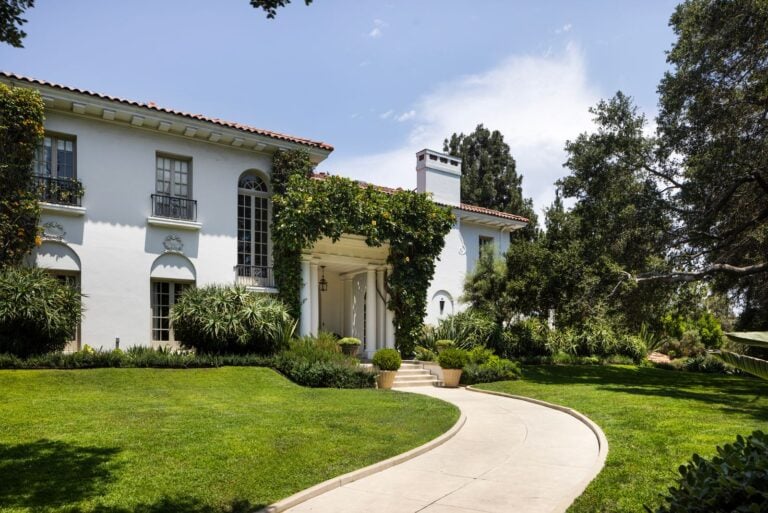 Front entrance to Angelina Jolie's Los Feliz estate.
