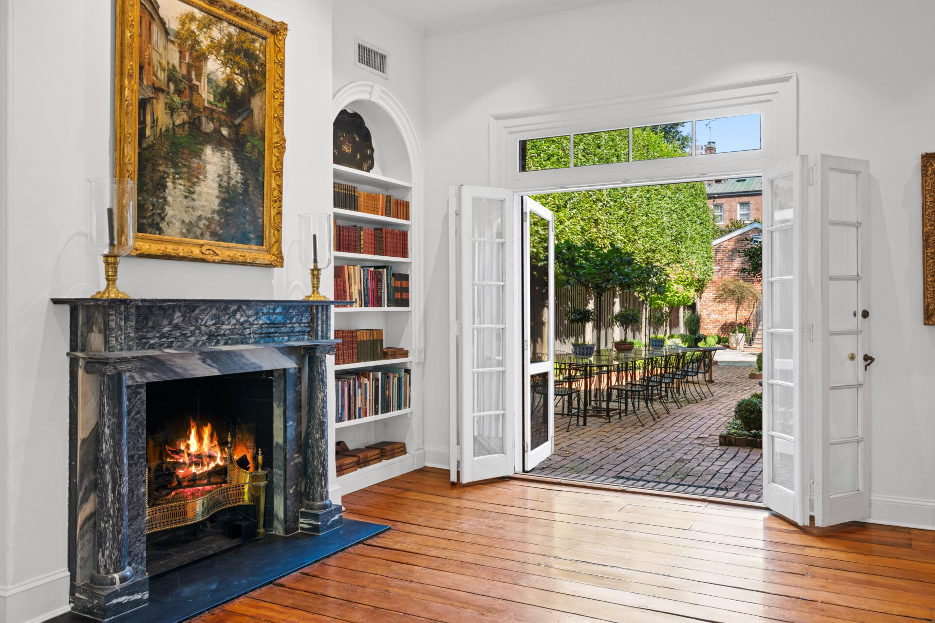 Inside Jackie and John F. Kennedy’s Former Washington D.C. Townhouse.