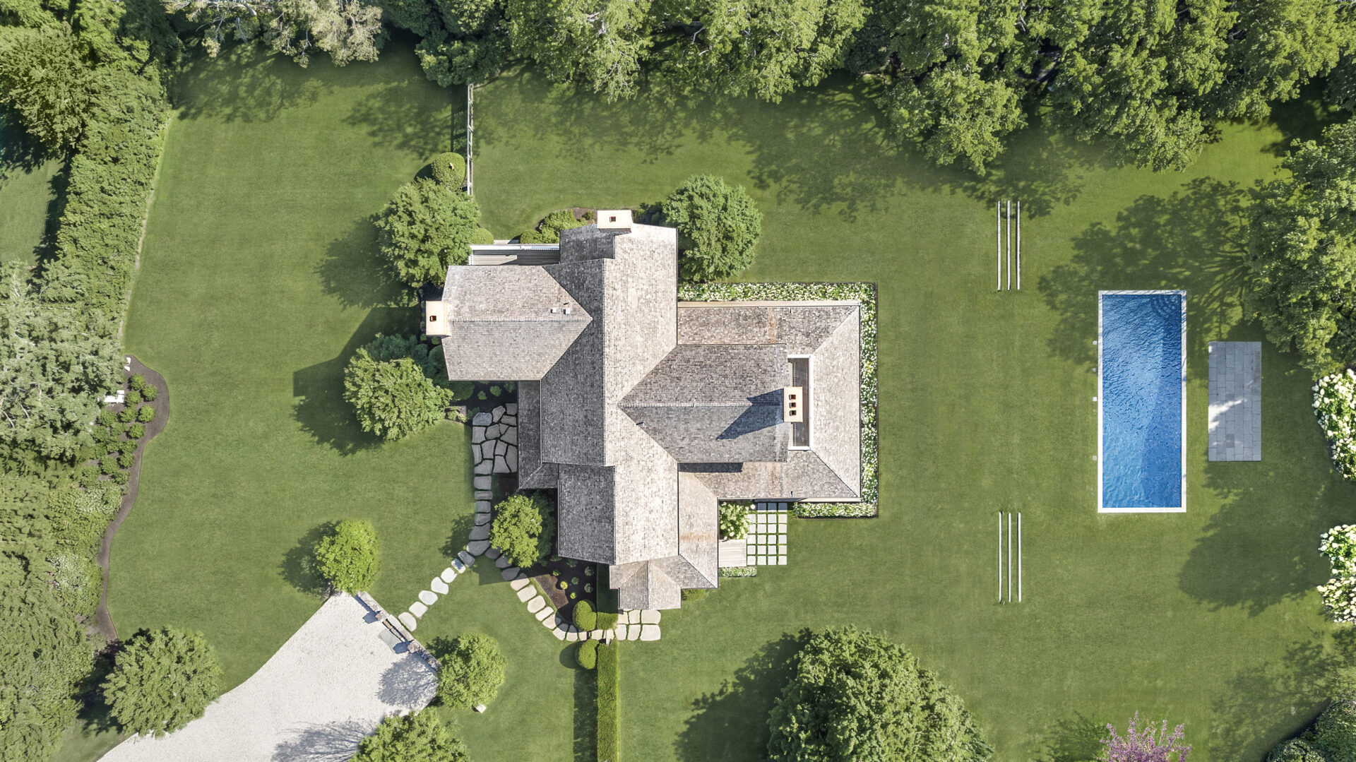 Overhead view of Meg Ryan's Hamptons Estate.