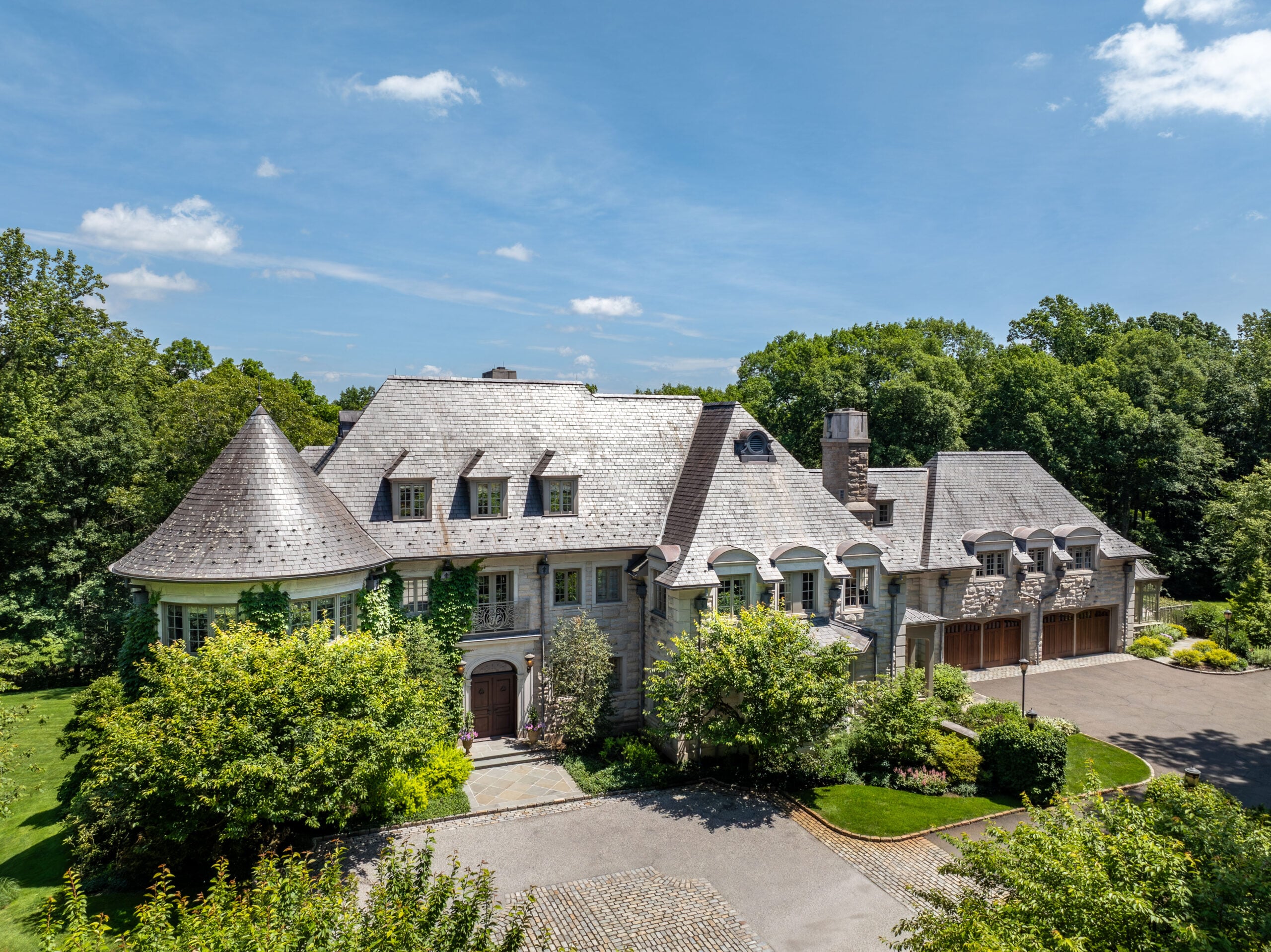 Front exterior of Allan Houston's Custom Greenwich Estate.