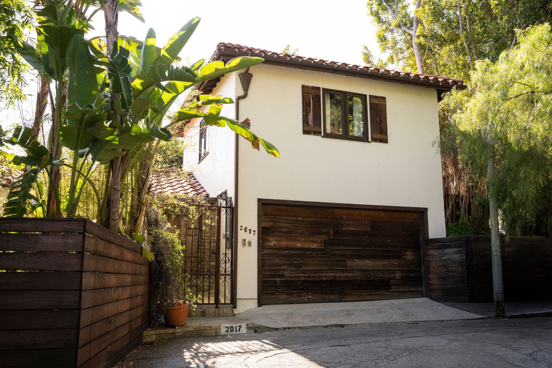 Front entrance to Malin Akerman's LA home.