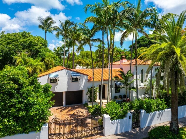 Street view of Josh Flagg's Miami Beach house.