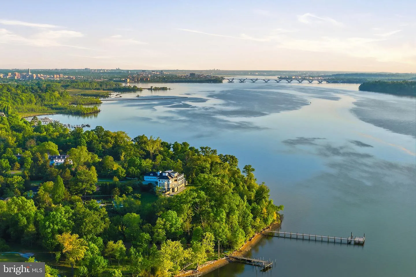 Aerial view of Dan Snyder's Mount Vernon estate.