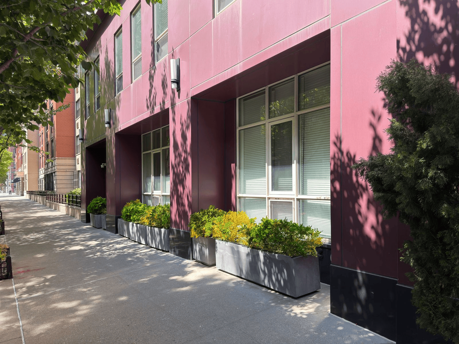 Pink building exterior in South Harlem.