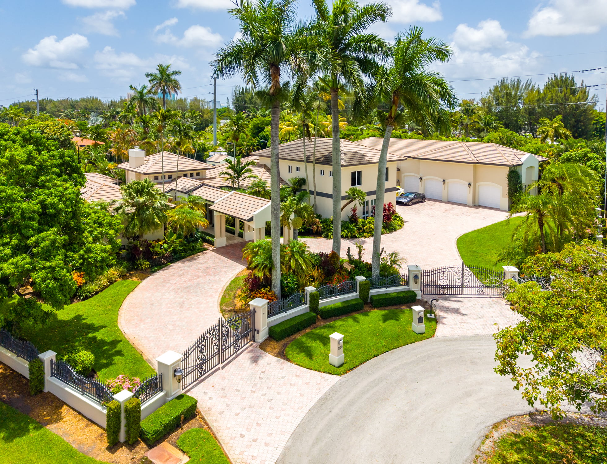 Aeral view of Swae Lee's Miami mansion.