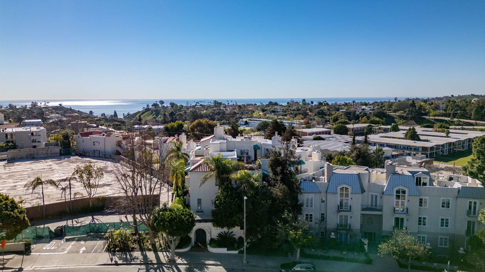 Aerial view of Sir Anthony Hopkins' Pacific Palisades Guest Residence.