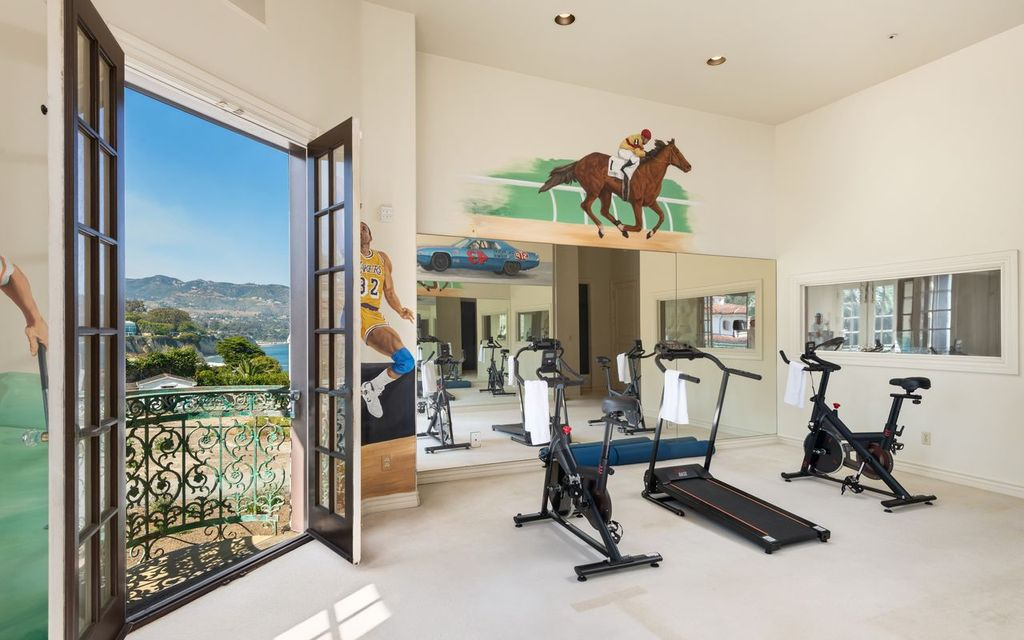 Lastly, the dedicated fitness room has enough space for cardio equipment, strength training, and stretching.
