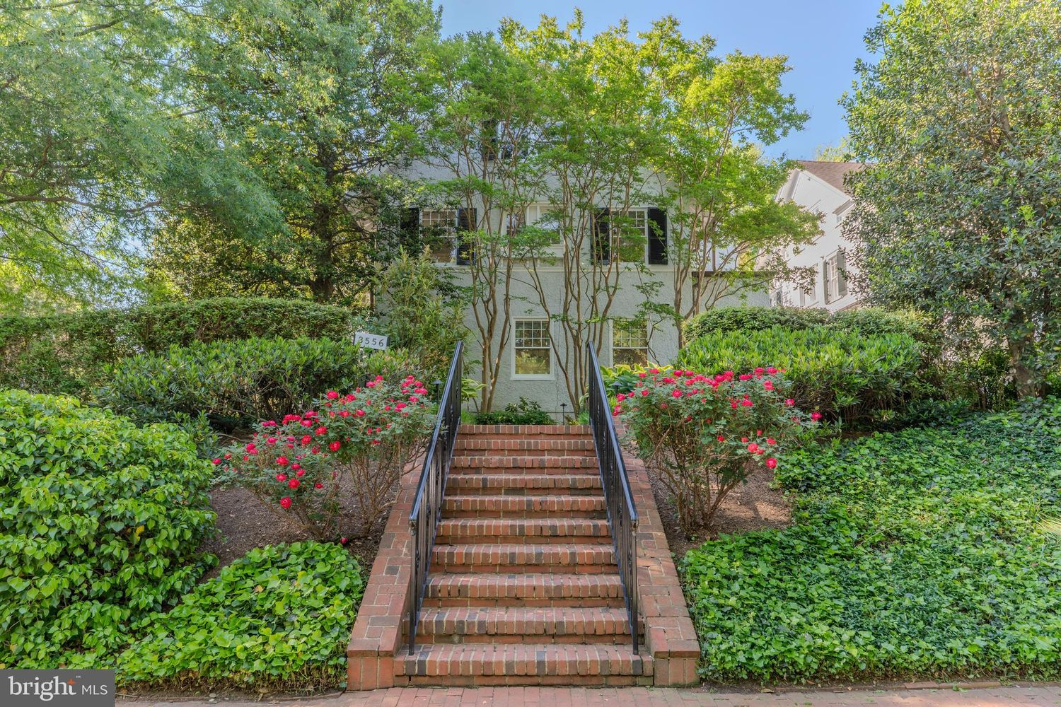 Street entrance to Jim Lehrer's D.C. Home.