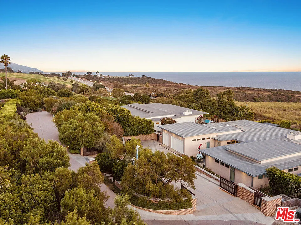 Aerial view of the front entrance at David Hoberman's Malibu home.