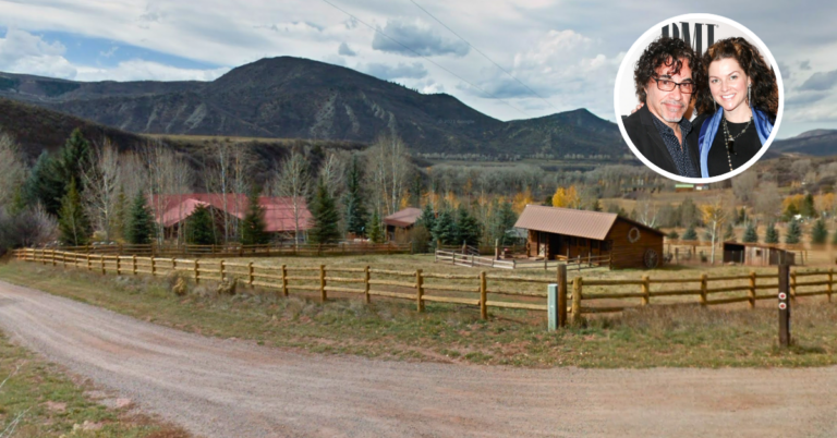 Entrance to John Oats' Aspen Ranch.