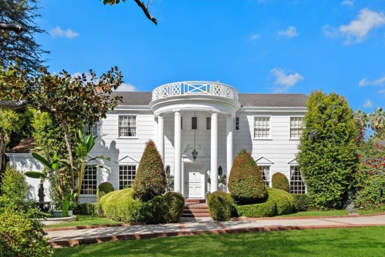 Front exterior of ‘The Fresh Prince of Bel-Air’ Mansion.