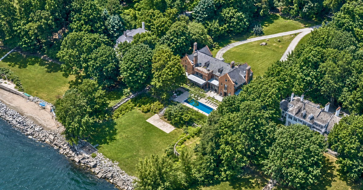 Aerial view of Travis Kelce's new Lake Erie mansion.