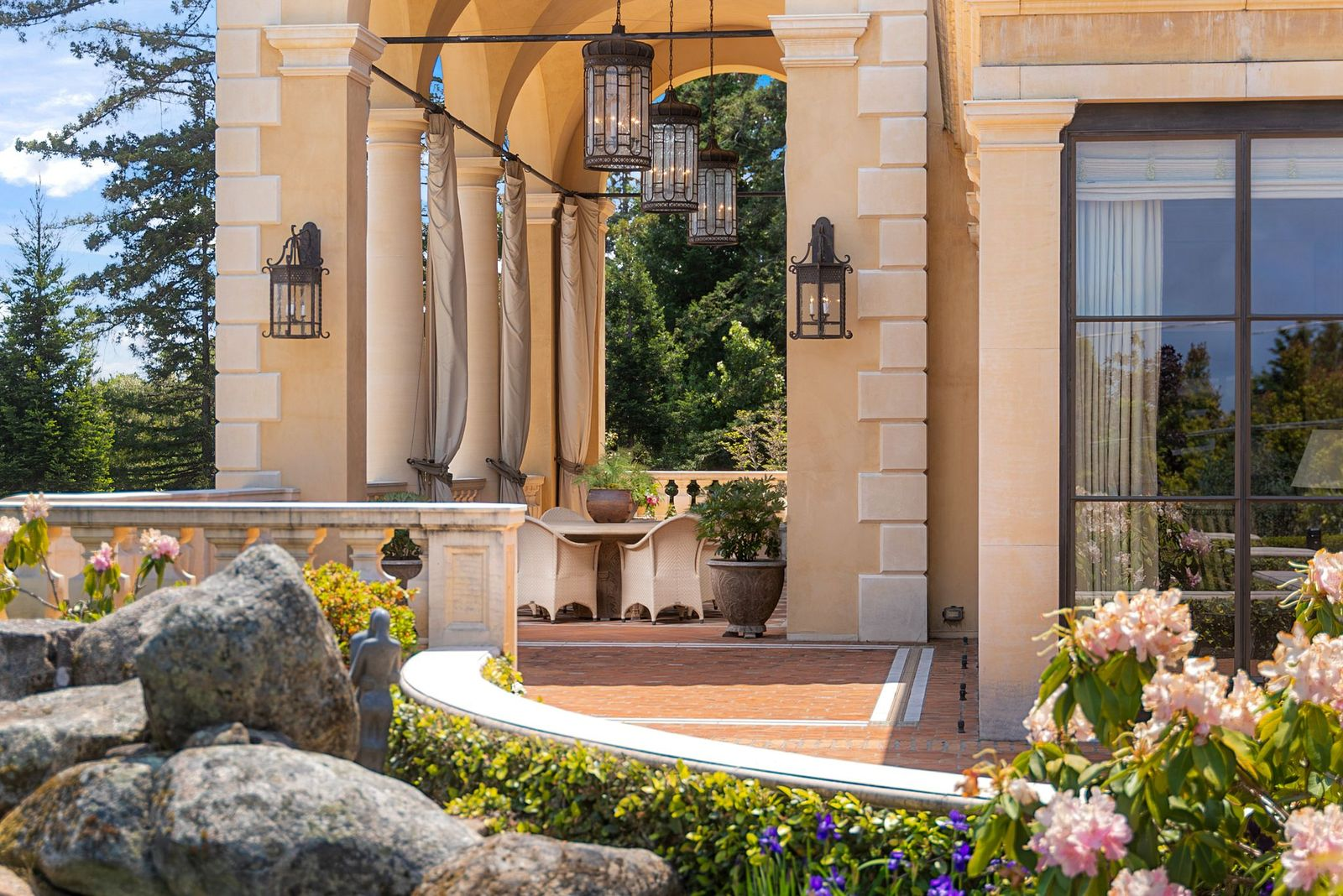Covered outdoor dining patio.