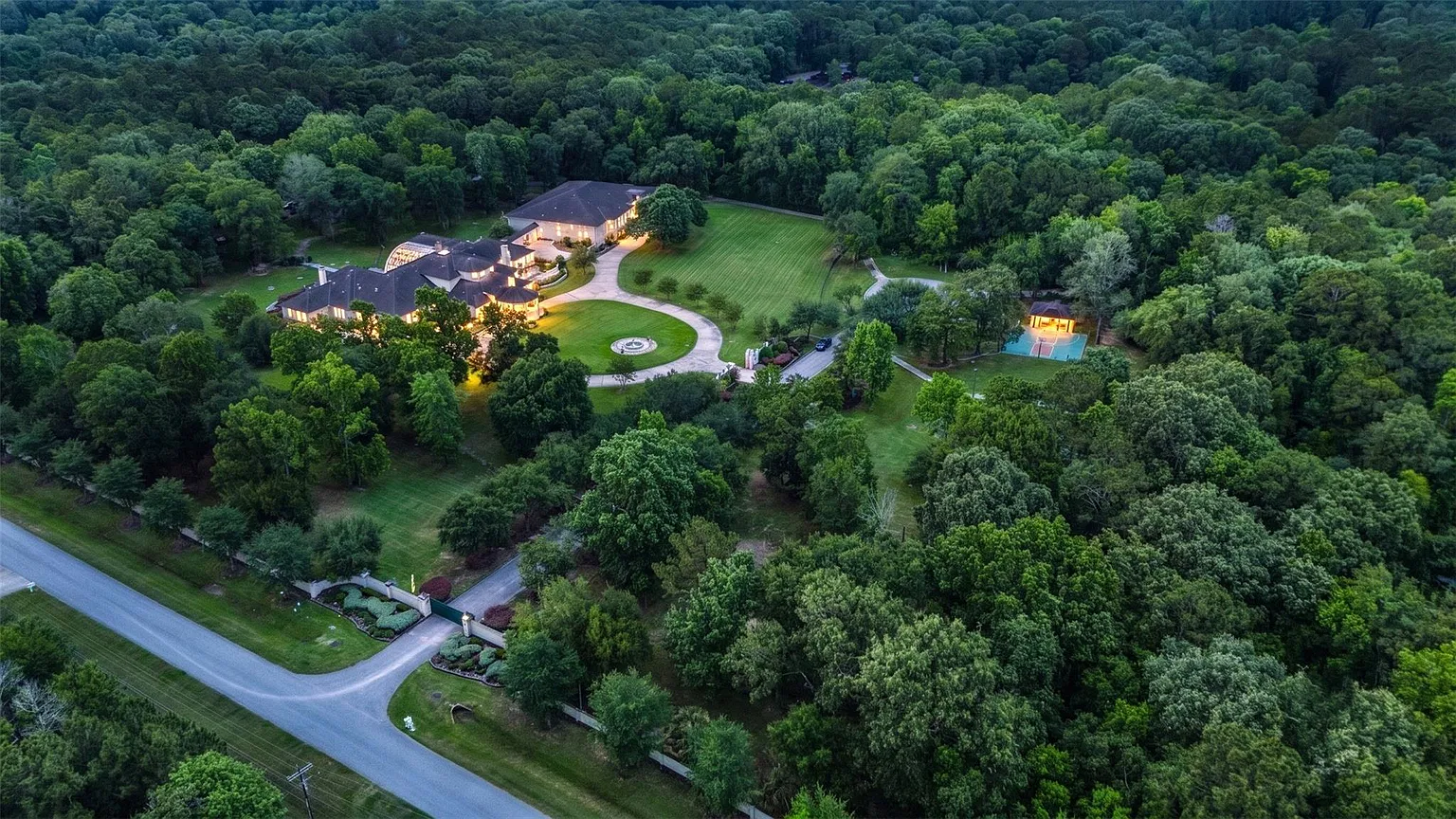 Aerial view of George Foreman’s 13-Acre Texas Estate.