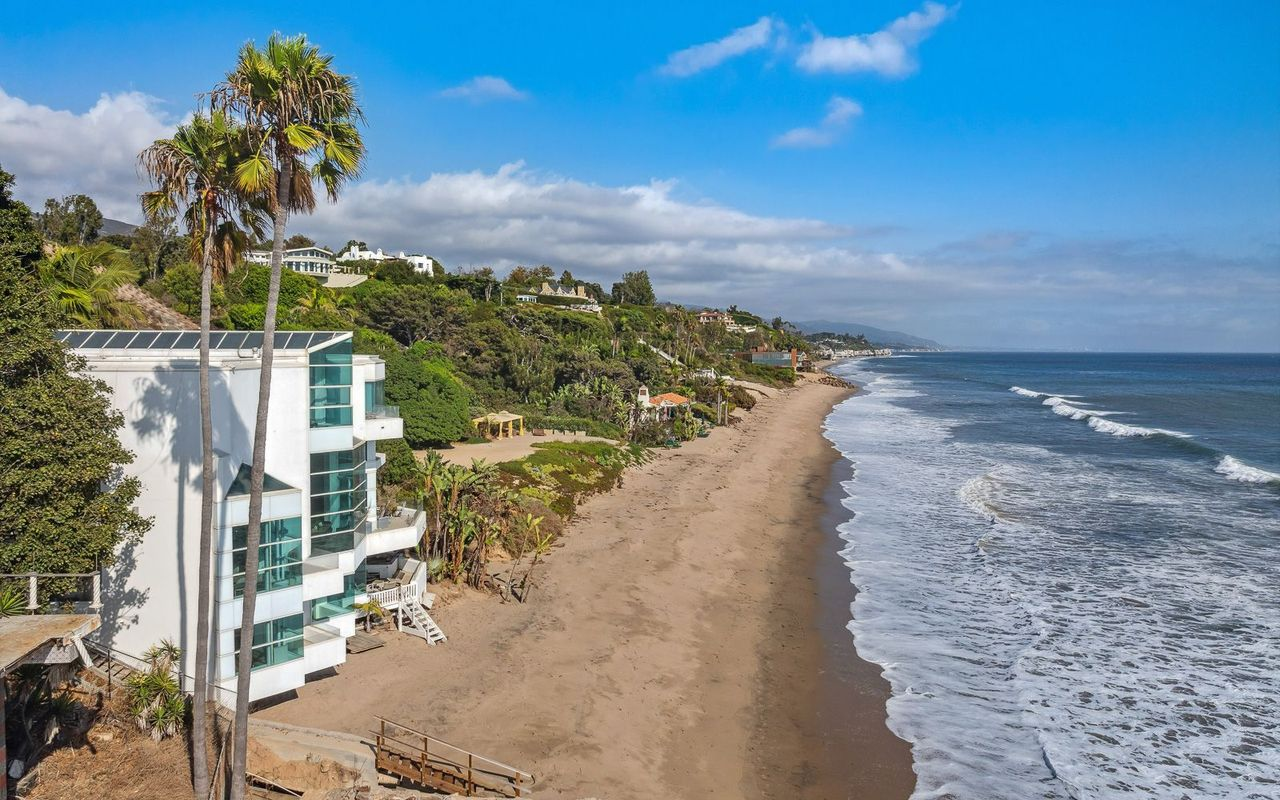 Aerial view John McEnroe and Patty Smyth's Malibu Beach house.