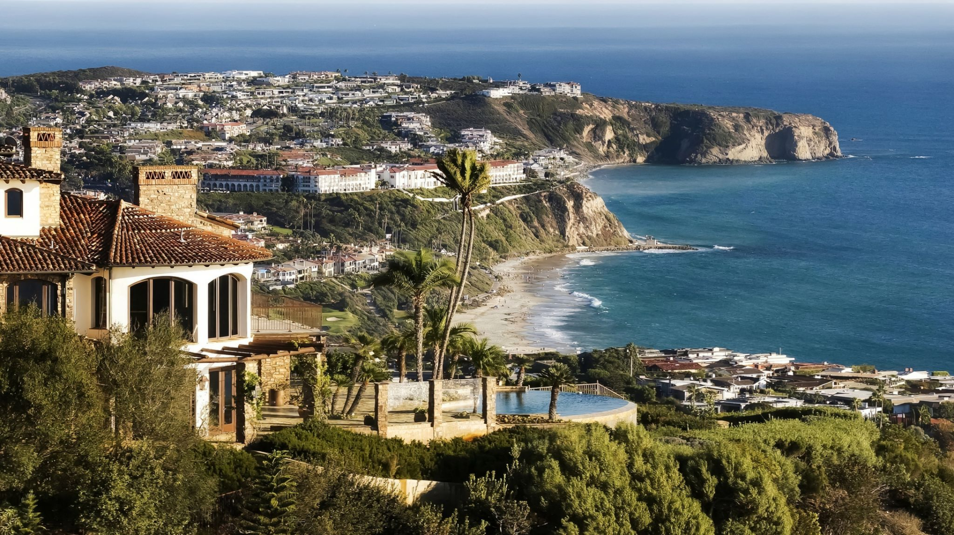 Lauren Conrad’s Former ‘Laguna Beach’ Mansion overlooking the ocean.