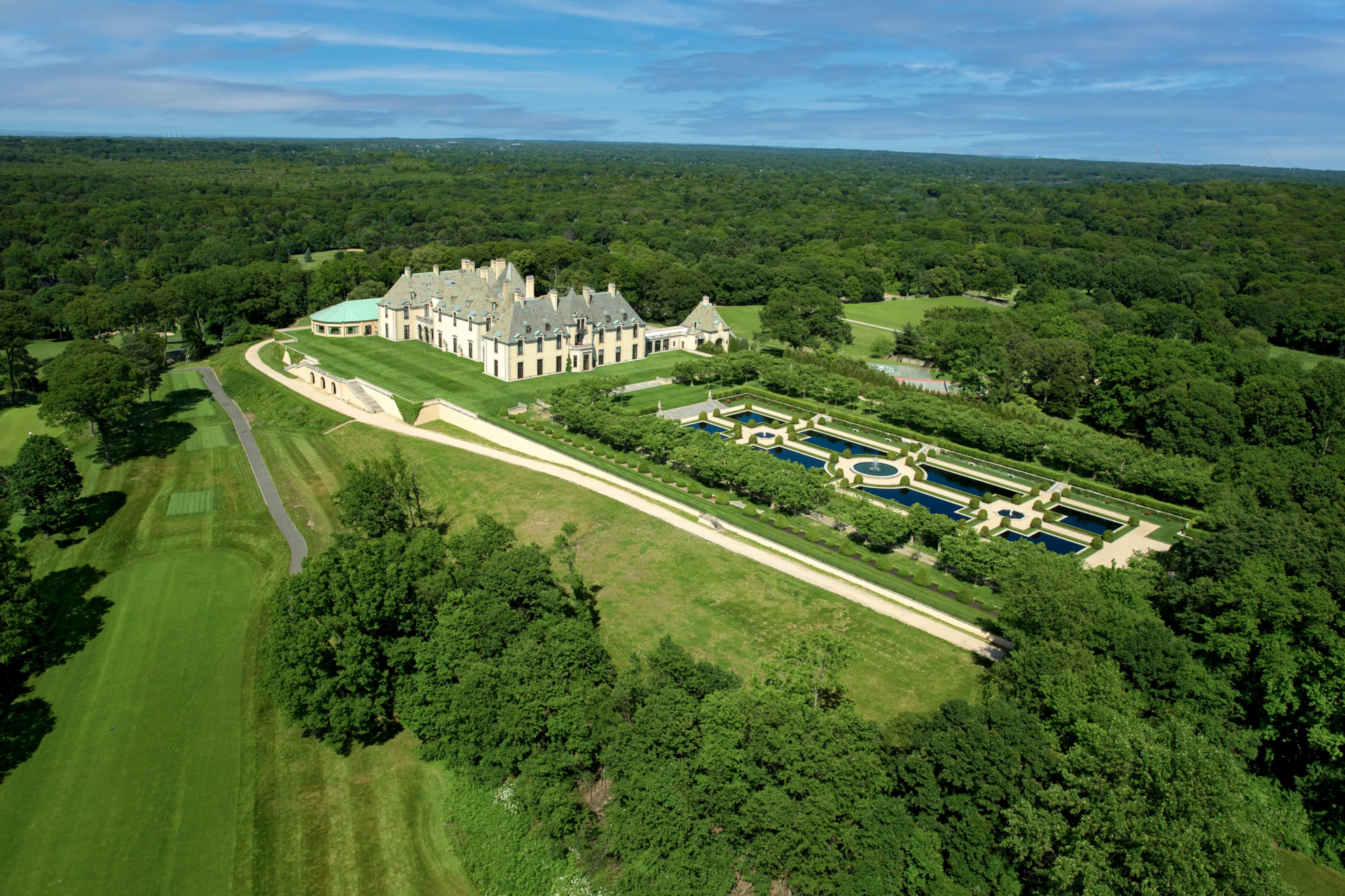 Aerial view of Oheka Castle.